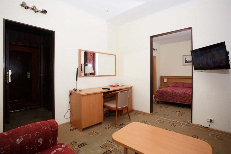 Трехместный стандарт