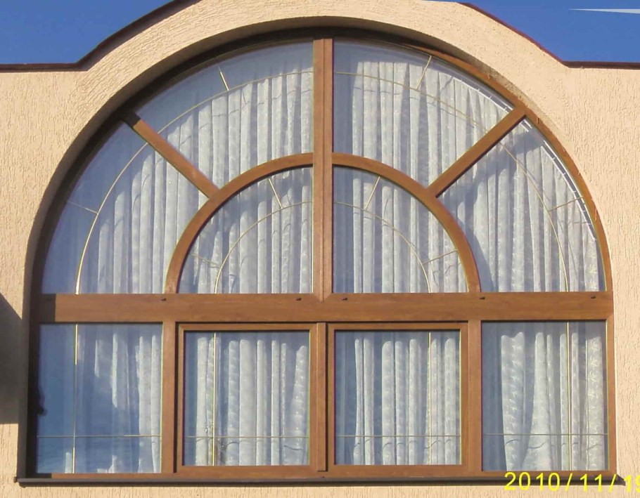 Окна полукруглые пластиковые