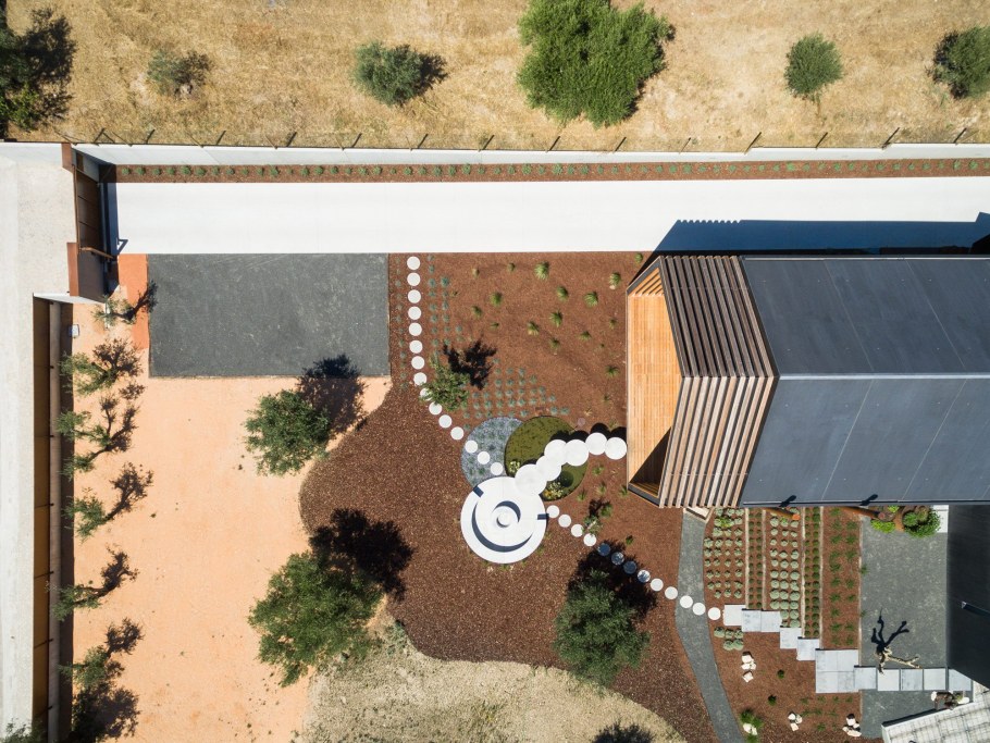 Пентагон Хаус