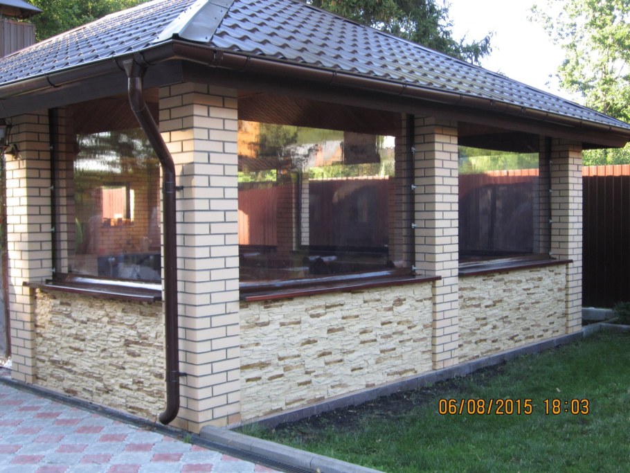 Закрытые беседки из кирпича