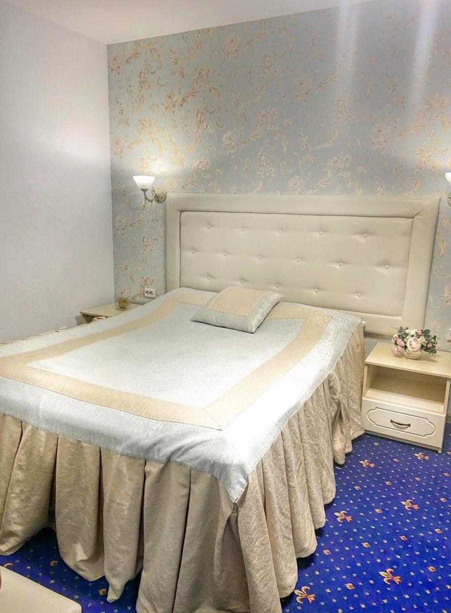 Гостиница три мушкетера Санкт-Петербург