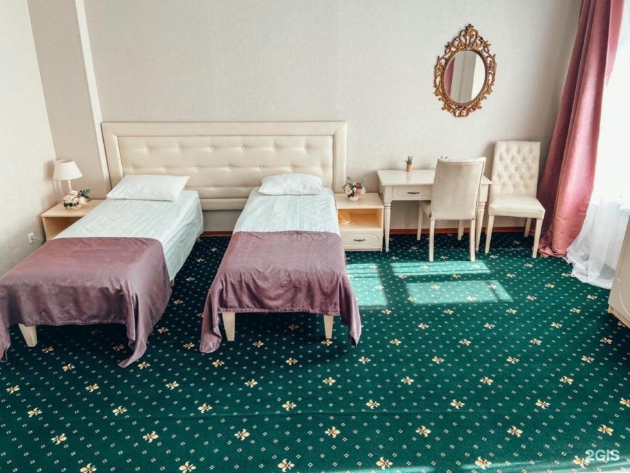 Ул загратней дом 10 гостиница три мушкетера