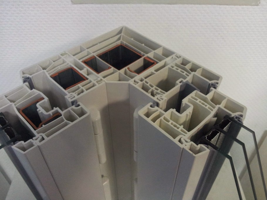 Профиль соединительный для 70 Рехау Делайт