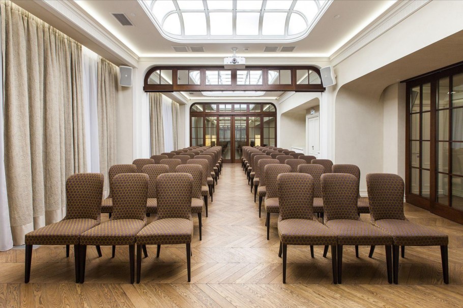 Зал Луноход отель стандарт