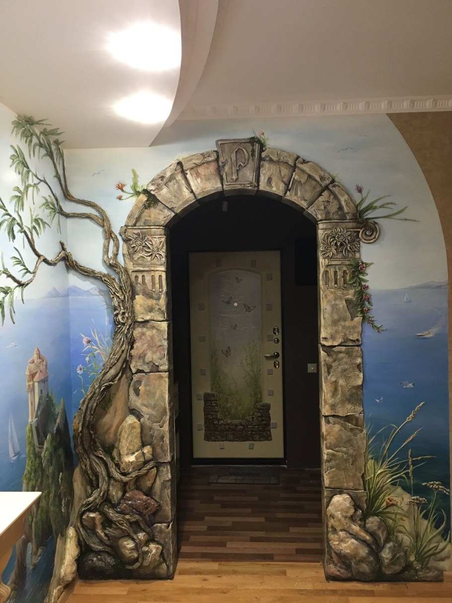 Отделка стен барельефом