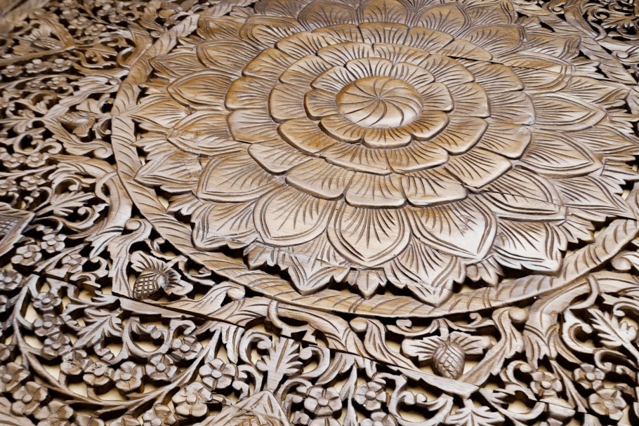 Иранская резьба по дереву