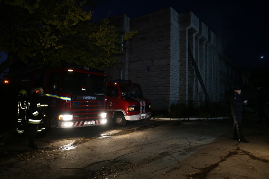 Грузовик психушки внутри