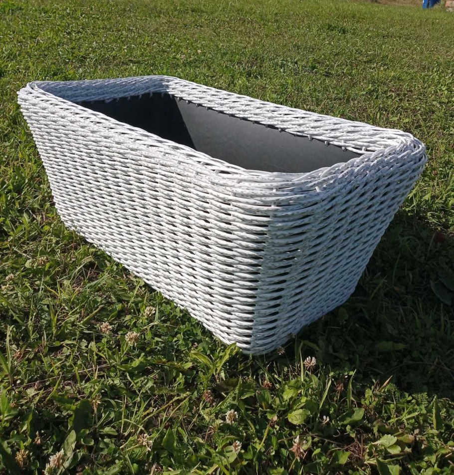 Кашпо из искусственного ротанга "рубик" 100