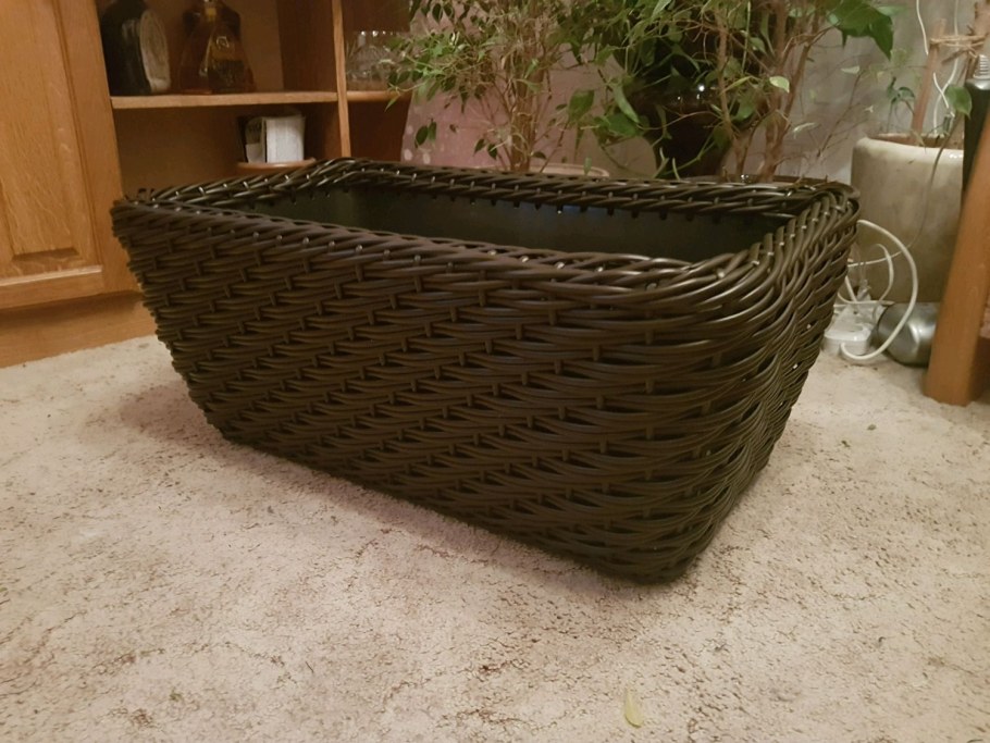 Плетение ротангом кашпо