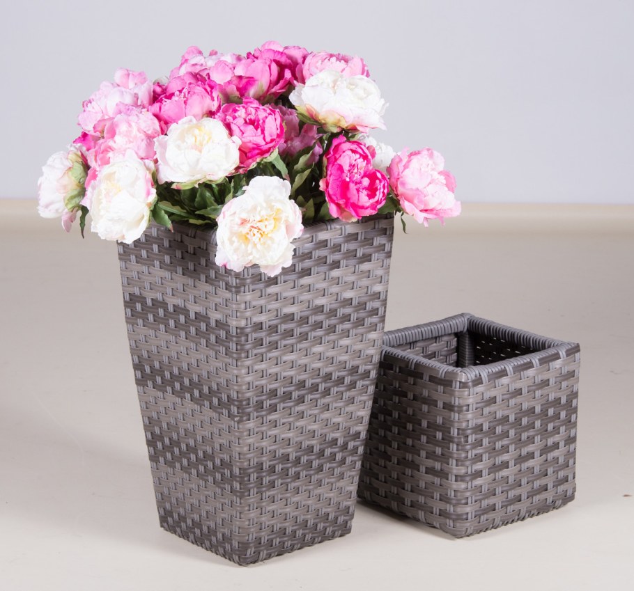 Кашпо из ротанга Стокманн