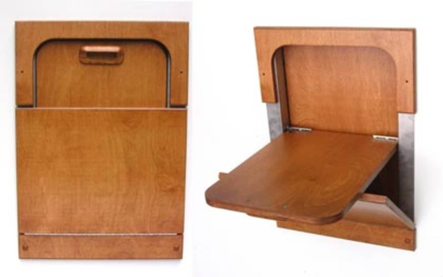 Откидной пристенный стул