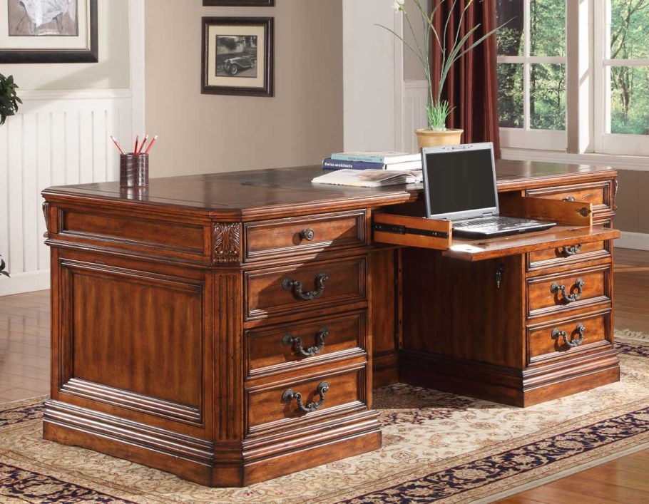 Угловой кабинет