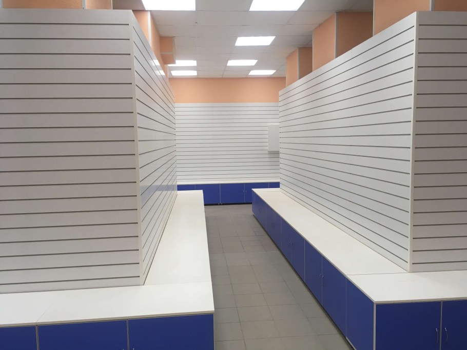 Торговое оборудование стеновые панели