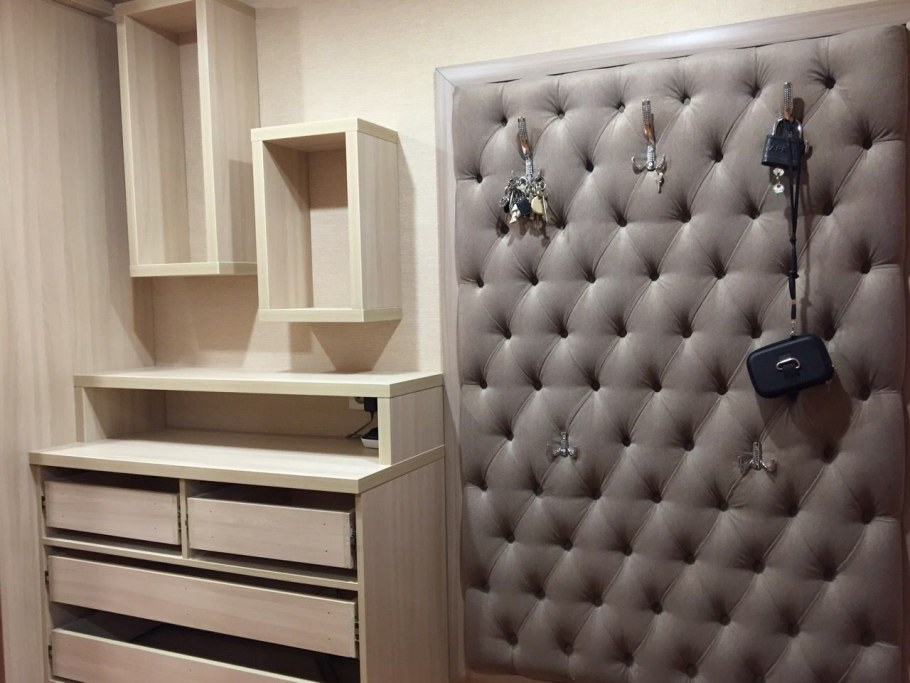 Прихожая Джесси с каретной стяжкой