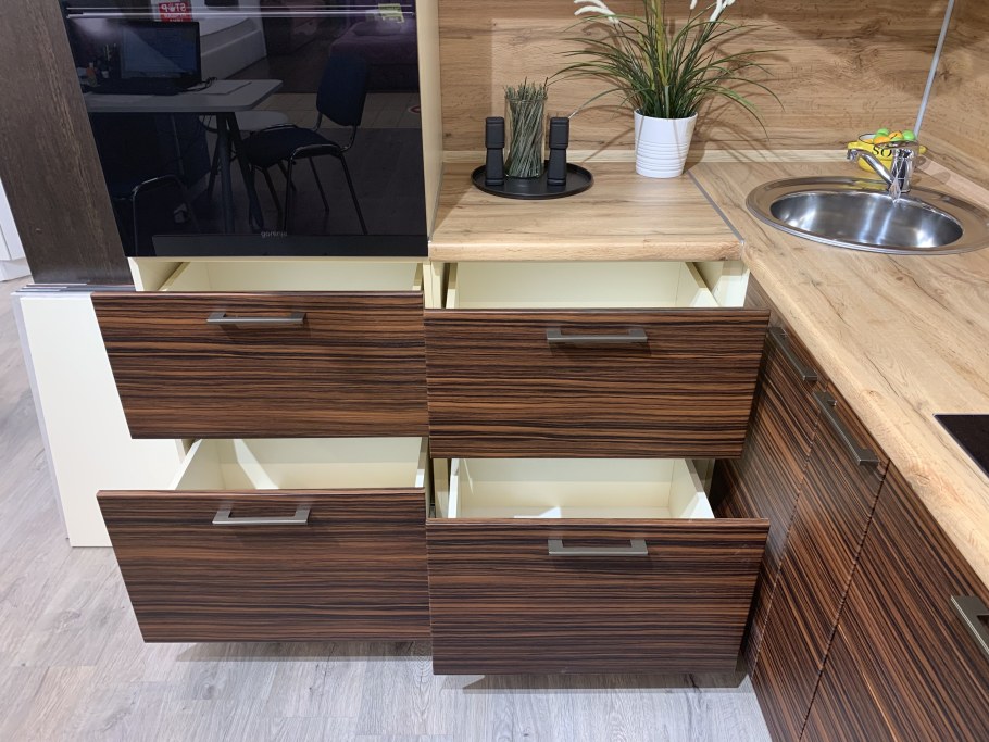 Кухня Базис зебрано