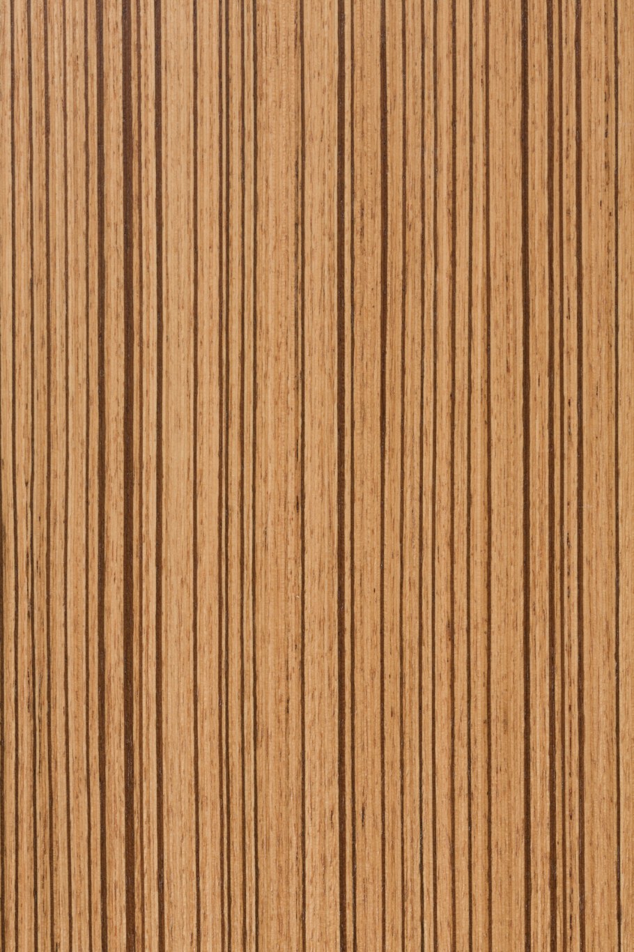 Шпон абачи Файн-лайн (Fine-line) «зебрано», арт.112sm (0,35х640х2500)