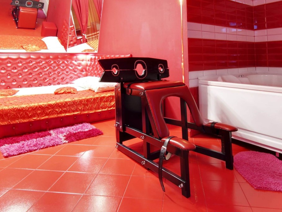 Антиотель Подушкин