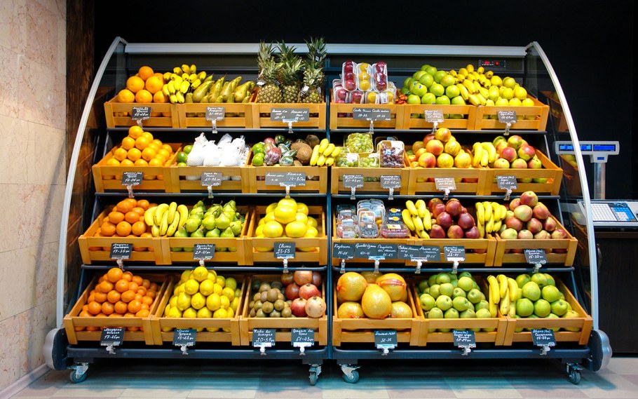 Красивая выкладка фруктов