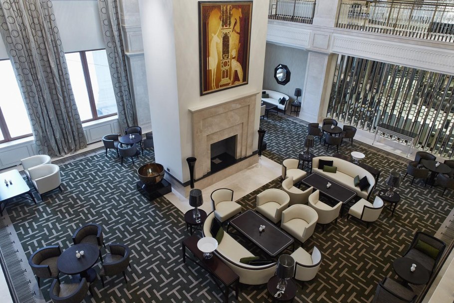 Отель four Seasons в Москве внутри