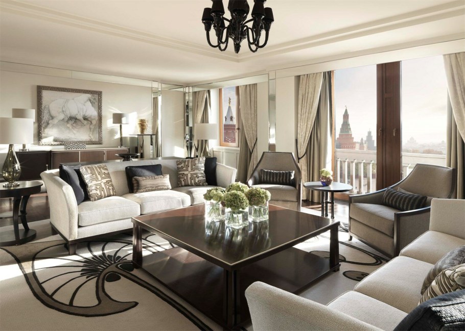 Отель four Seasons в Москве