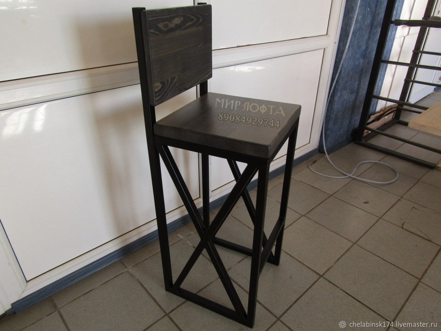 Стул барный лофт черный