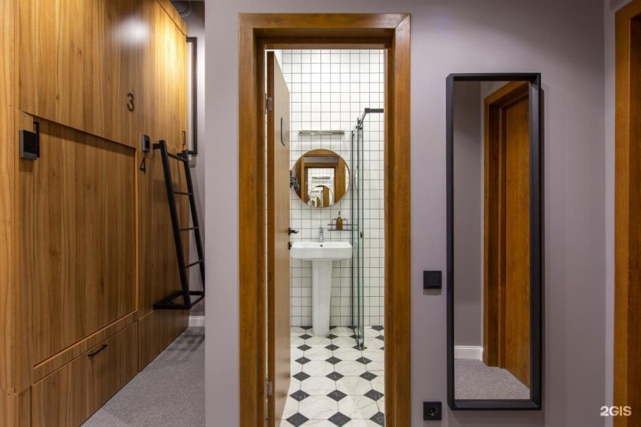 Q-Block капсульный отель Москва