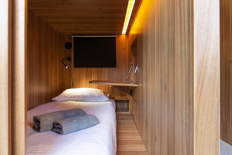 Q Block капсульный отель