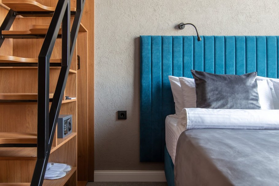 Q-Block капсульный отель Москва