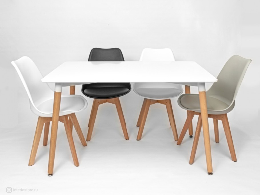 Стол Eames DSW 120 см