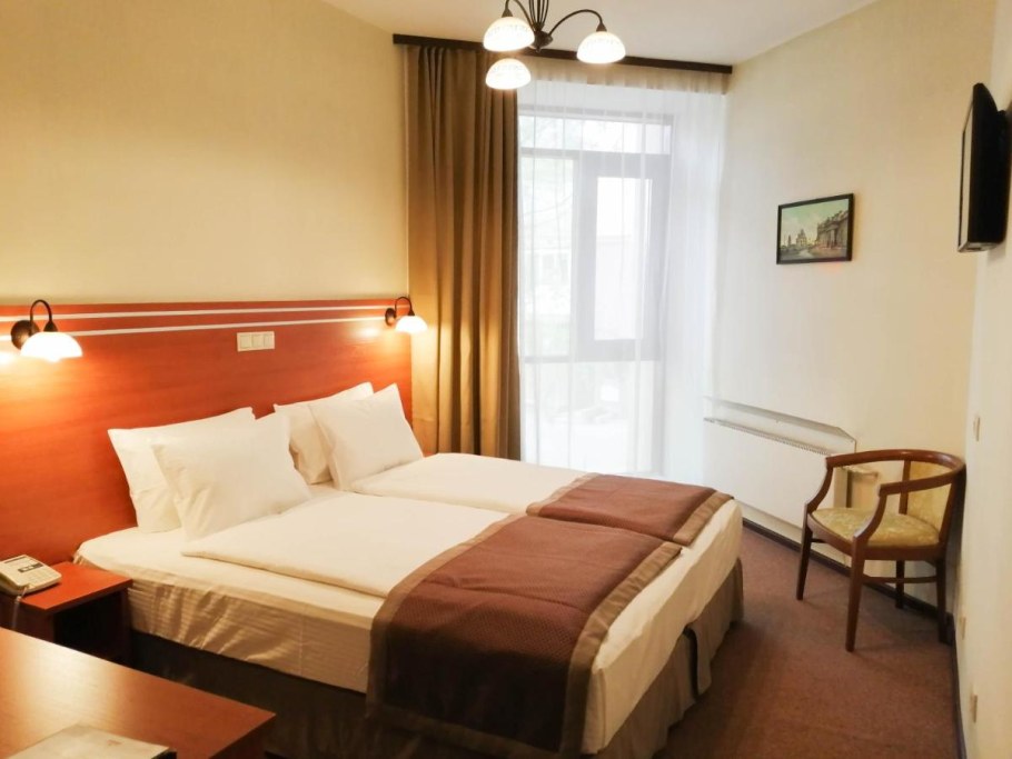 Г. Иркутск Империя гостиница