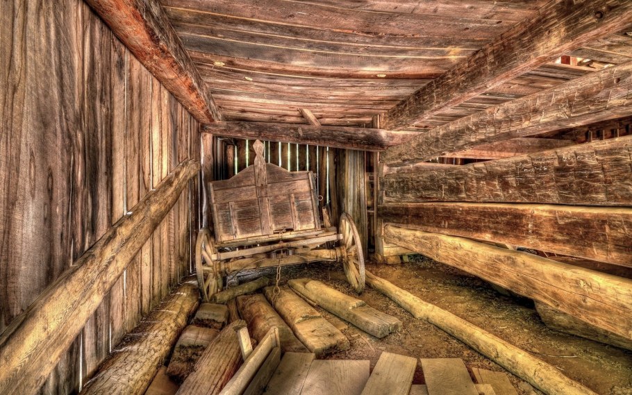 Сарай изнутри