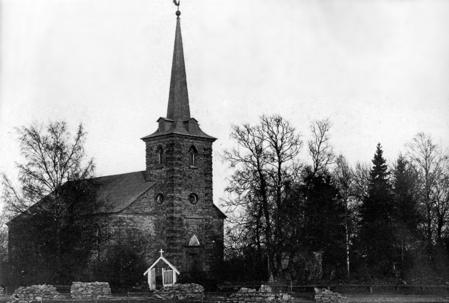 Кирха Святого Петра Колпаны