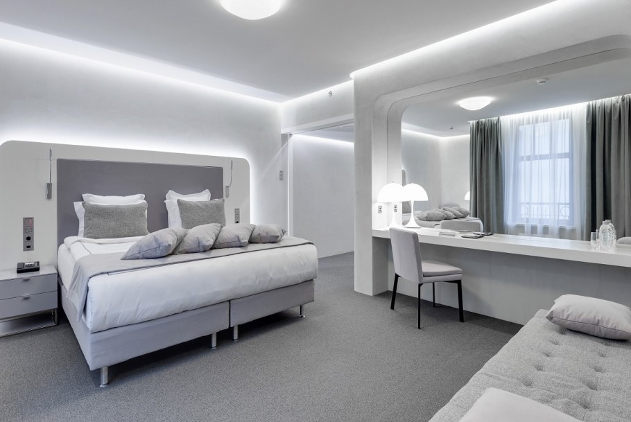 Спальня в стиле Хай тек в светлых тонах