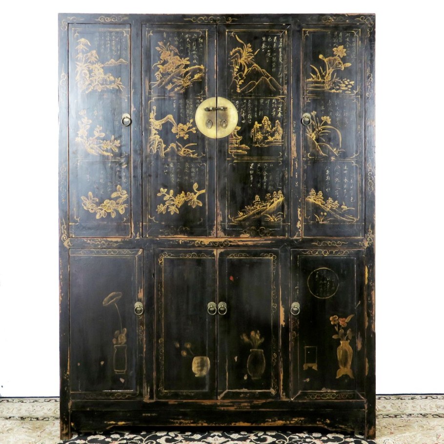Китайский антикварный шкаф