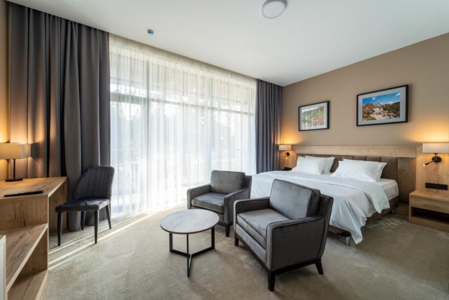 Азимут отель Каспийск 4*