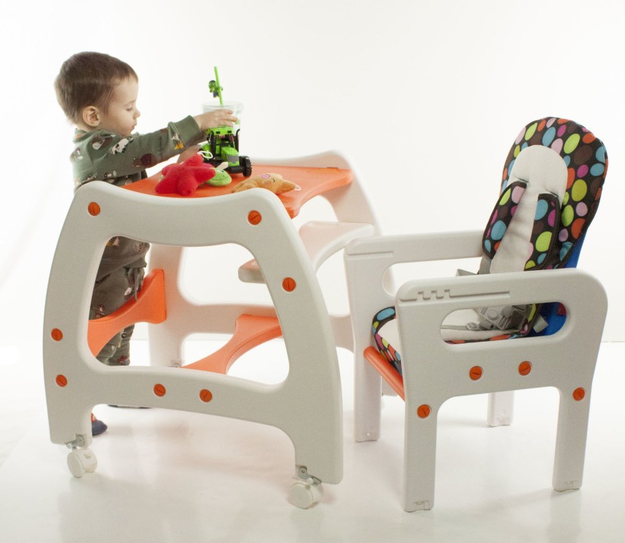 Детский столик трансформер