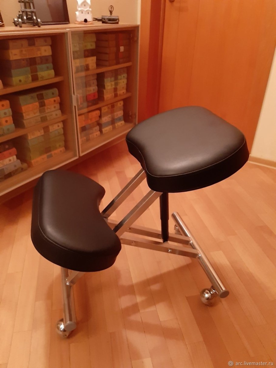 Коленный стул Zen Offerman