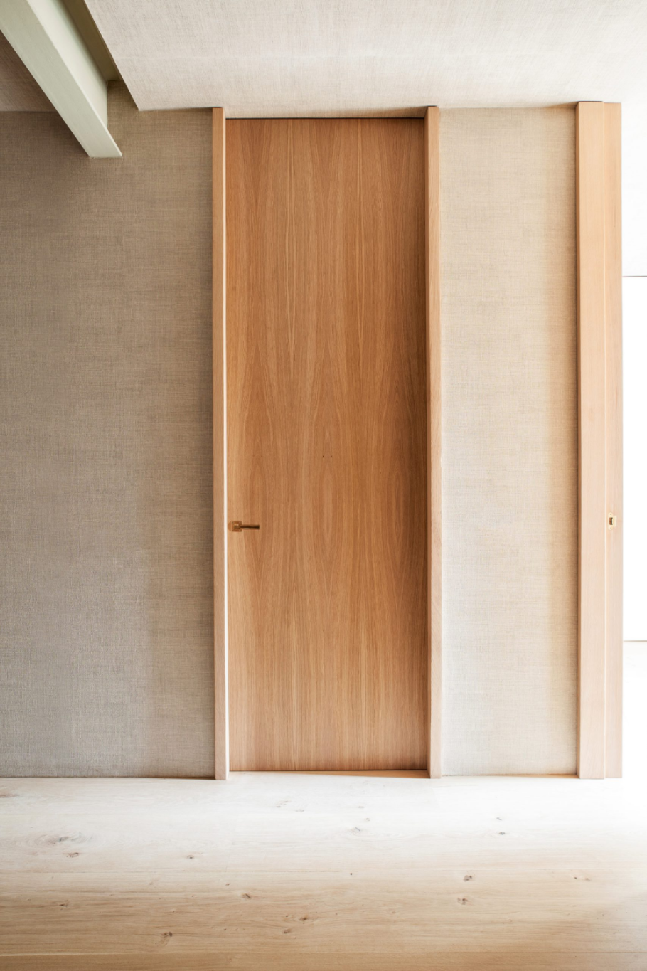 Дверь Софья Инвизибл шпон