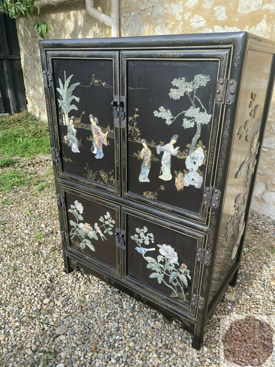 Антикварные комоды Шинуазри