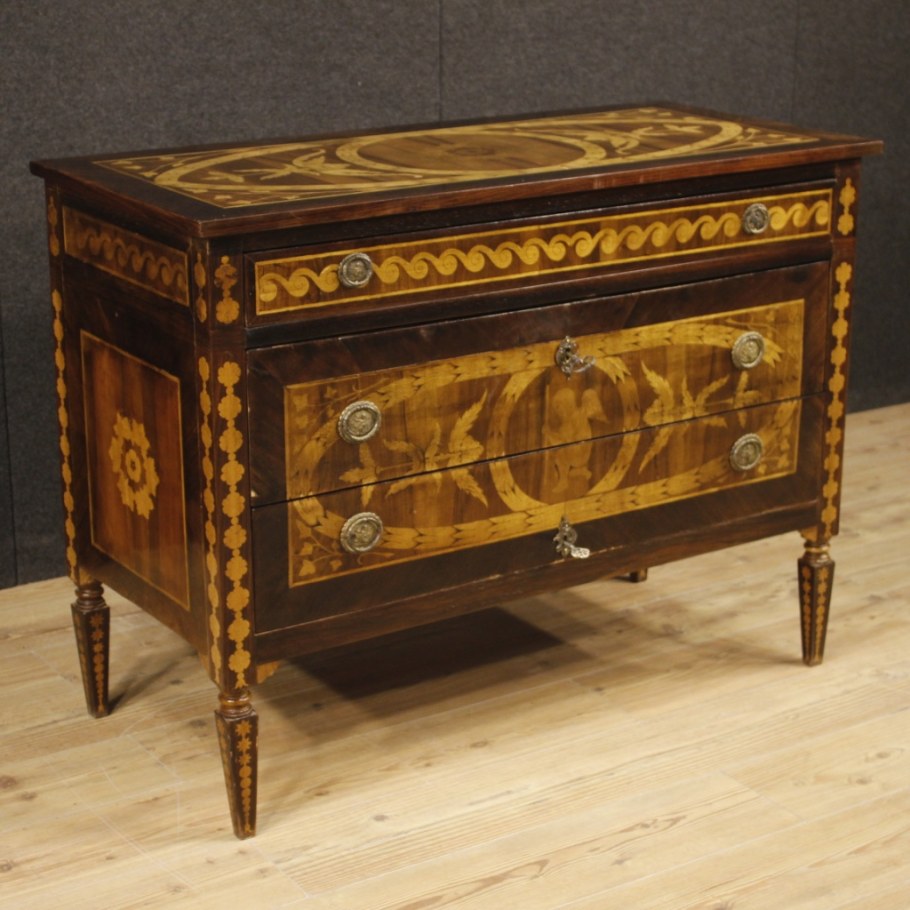 Комод 17 век Луи