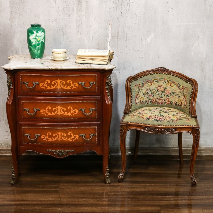 Комод Винтаж с замком