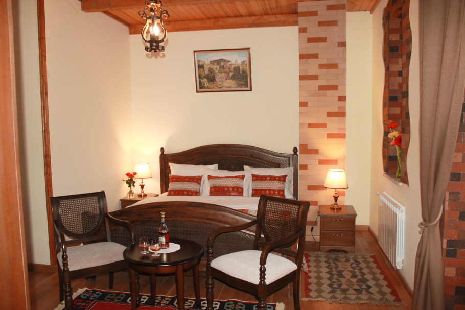 Garni Hinyard Армения