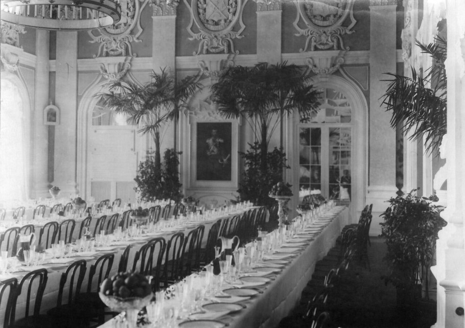 Офицерское собрание Павловск