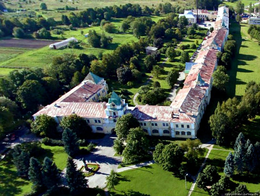 Казармы конвоя ЕИВ Царское село