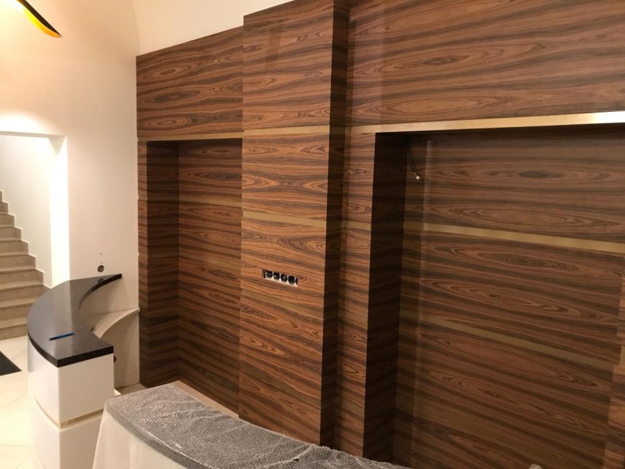 Шпоновые панели на стену