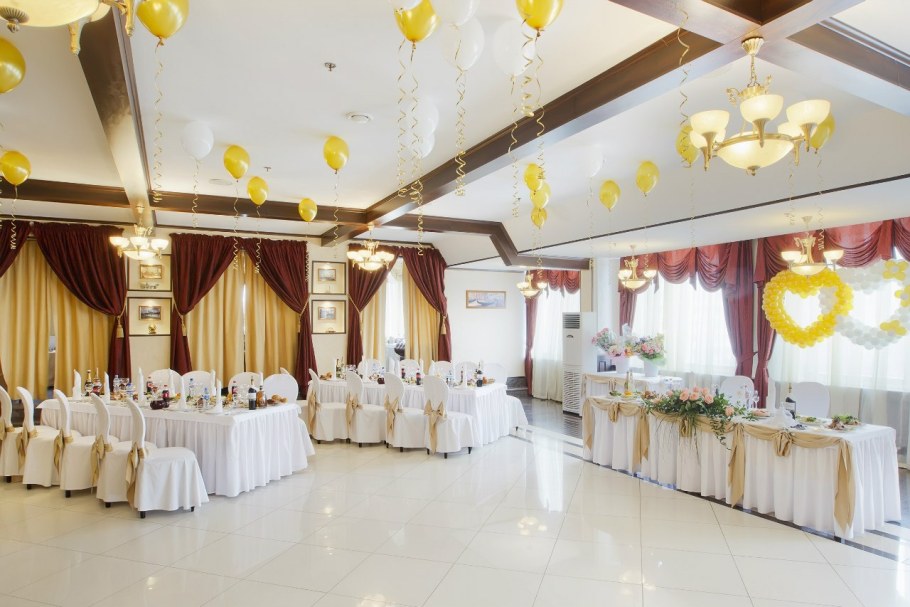 Отель салют, банкетный зал Вояж