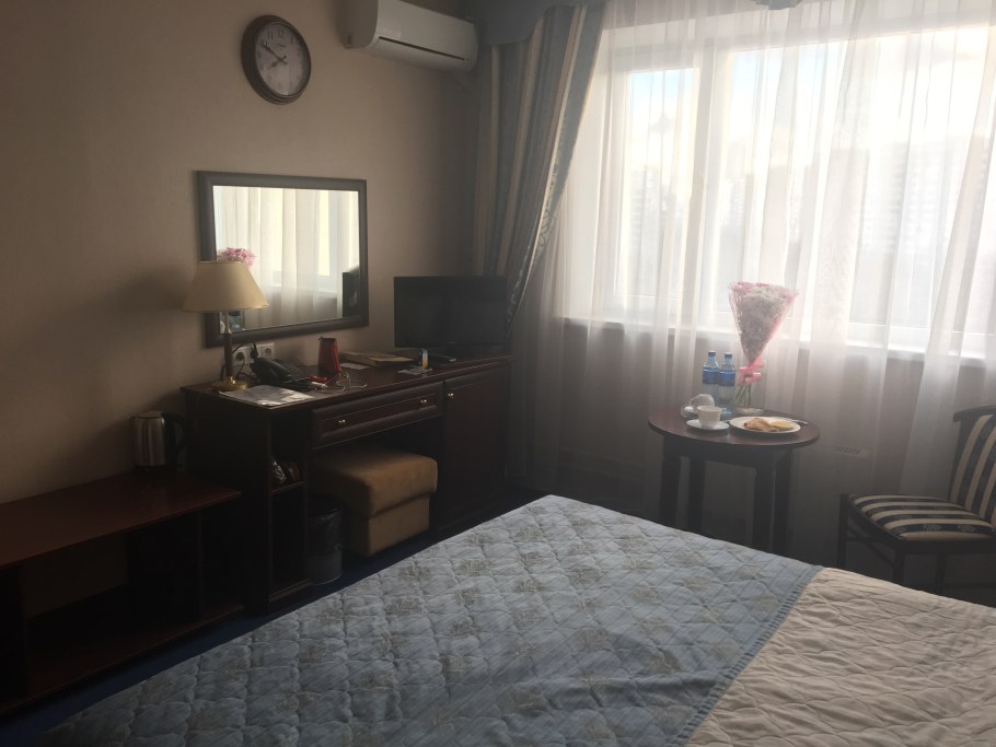 Салют Ленинский проспект 158