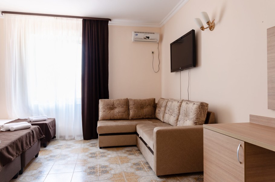 Новомихайловский ул.морская 43