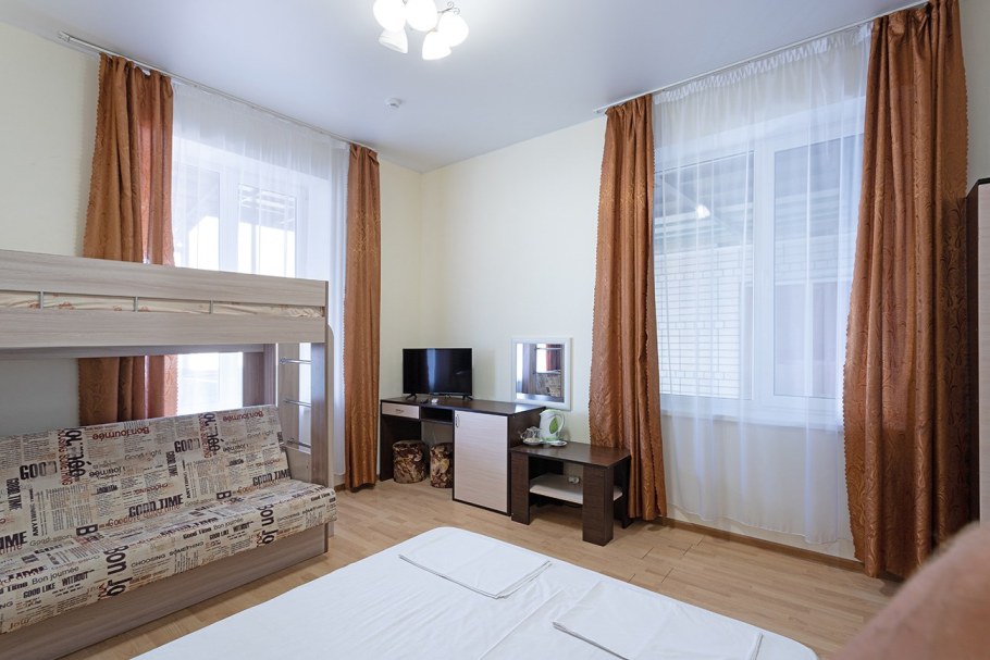 Новомихайловском