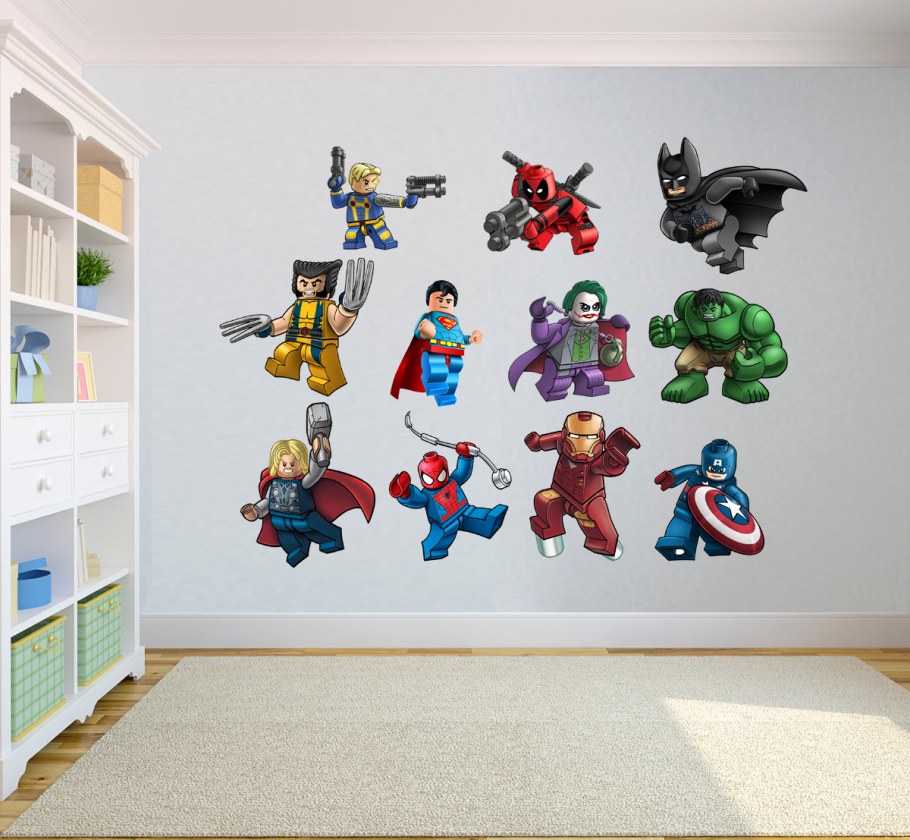 Наклейки супергероев на стену